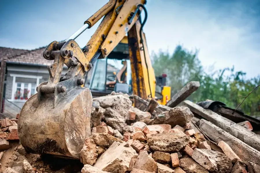 Essential Questions To Ask Before Hiring Demolition Services Flushing, NY
